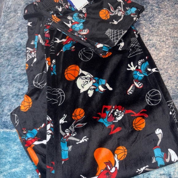 Men’s Warner Bros. Blue and Orange Character Joggers - Picture 4 of 7